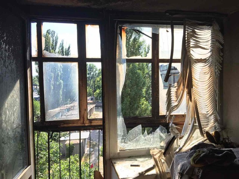 В Днепре во время пожара спасли пенсионера 1