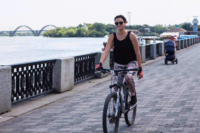 Информатор вышел «на охоту» в Днепре: ищите себя на фотографиях 10