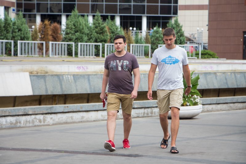 Информатор вышел «на охоту» в Днепре: ищите себя на фотографиях 20