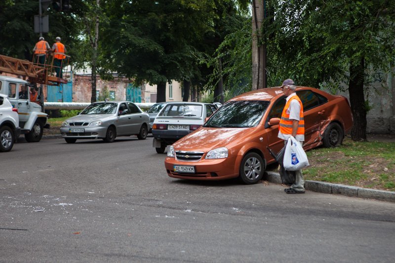 Проклятый перекресток: на пересечении Шмидта и Антоновича произошло сразу 2 аварии 1