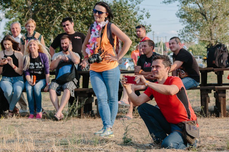 Гавайская свадьба, пенная вечеринка и "бои яйцами": под Днепром прошел мотофестиваль "Горка" 3