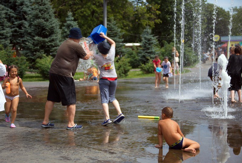В Днепре прошла водная битва: как это было 9
