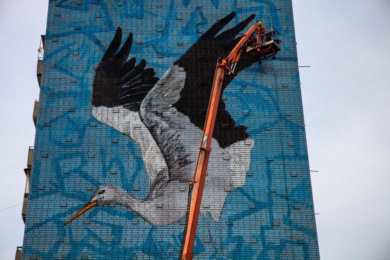 В Приднепровске практически закончили рисовать мурал: смотри, как он выглядит 1