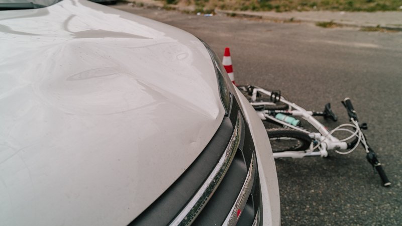 ДТП на Марии Лисиченко: велосипедист врезался в Honda 4