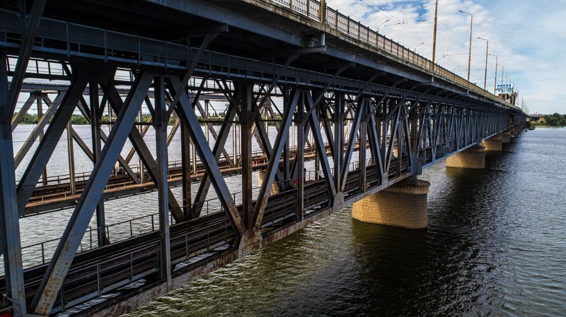 Было - стало: Амурский мост в ХХ веке и сейчас 8