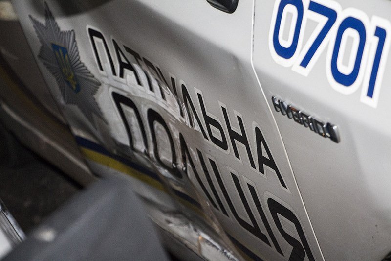 Спеша на помощь избитому рому, на проспекте Нигояна патрульная машина задела ВАЗ 3