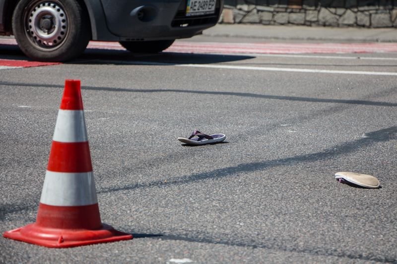 В Днепре возле Dafi ВАЗ сбил женщину на пешеходном переходе 3