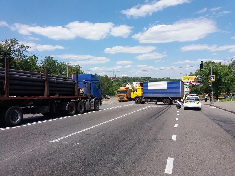 ДТП на Космической: грузовик МАЗ сбил насмерть пенсионера 2