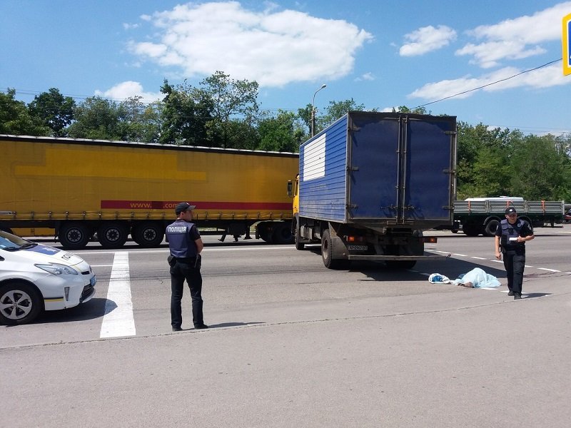 ДТП на Космической: грузовик МАЗ сбил насмерть пенсионера 5