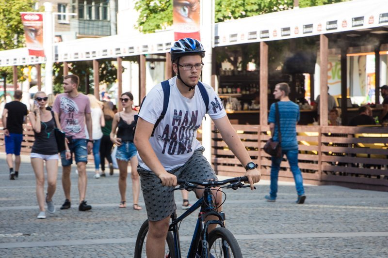 Информатор вышел «на охоту» в Днепре: ищите себя на фотографиях 3