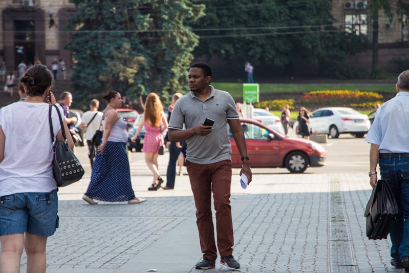 Информатор вышел «на охоту» в Днепре: ищите себя на фотографиях 7