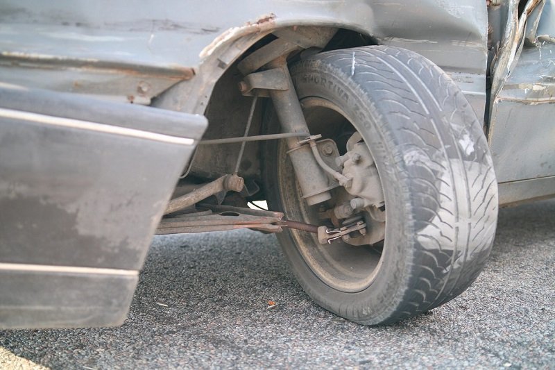 Тройное ДТП на Донецком шоссе: столкнулись Opel, Москвич и ЗИЛ 1