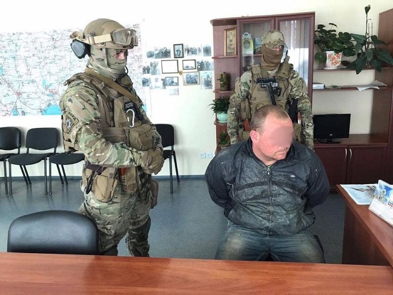 Заказное убийство бизнесмена и грабеж: в Днепропетровской области задержали преступную группировку 5