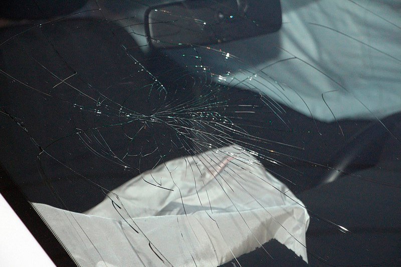 ДТП на Сичеславской Набережной: столкнулись Toyota и Volkswagen 4