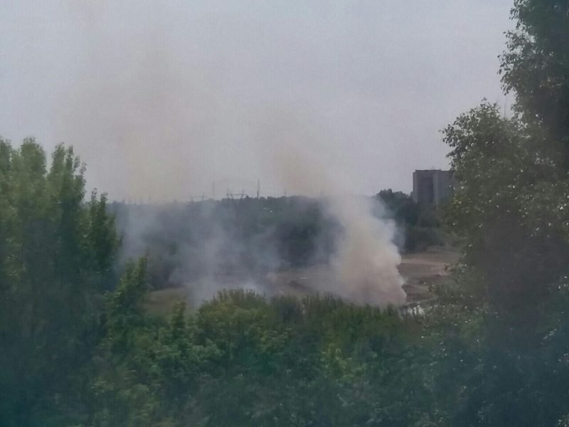 В Евпаторийской балке снова горит мусор 2