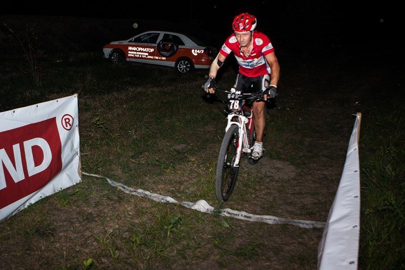 В Днепре начался ночной веломарафон "Днепровские огни" 1