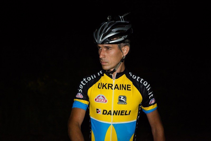 В Днепре начался ночной веломарафон "Днепровские огни" 4