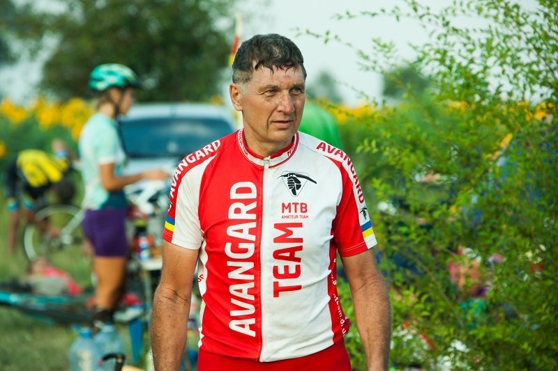 Пыль, усталость и счастье: в Днепре финишировал ночной веломарафон "Днепровские огни" 8