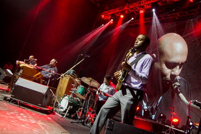 Яника Мерило в сексуальном платье и танцы под дождем: как прошел первый день "Джаза на Днепре" 24