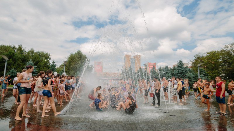 Море брызг и ярких эмоций: на Солнечном состоялась водная битва 5