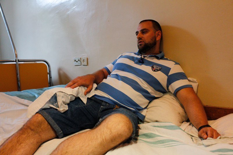 Правила не писаны: водитель Lexus открыл стрельбу по машине с беременной женщиной и ребенком 2