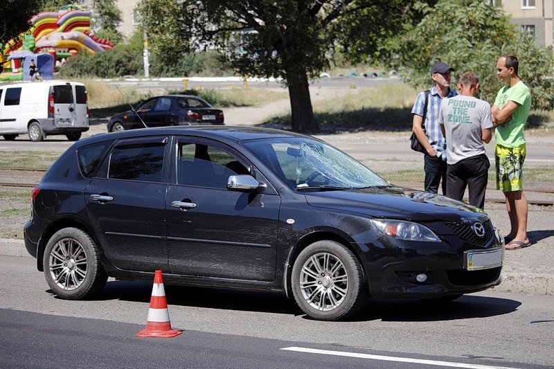 «Невменяемый с белочкой сел на капот»: подробности ДТП на Фрунзенском 1