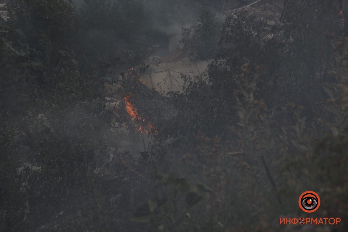 О пожаре стало известно около 17:45 О пожаре стало известно около 17:45