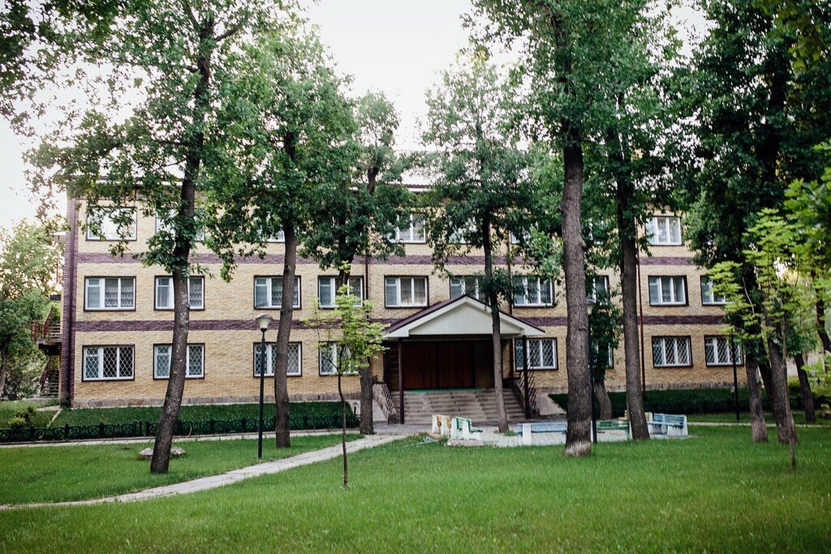 В Днепропетровской области для детей-переселенцев организуют реабилитационный летний лагерь 12