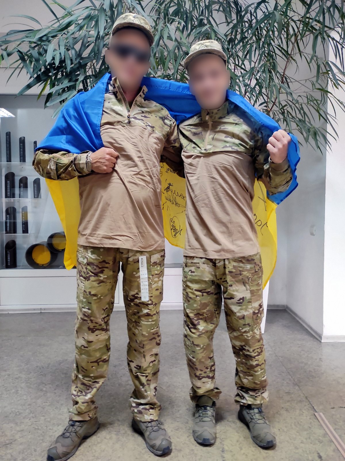 ІНТЕРПАЙП забезпечив літньою військовою формою мобілізованих співробітників 5