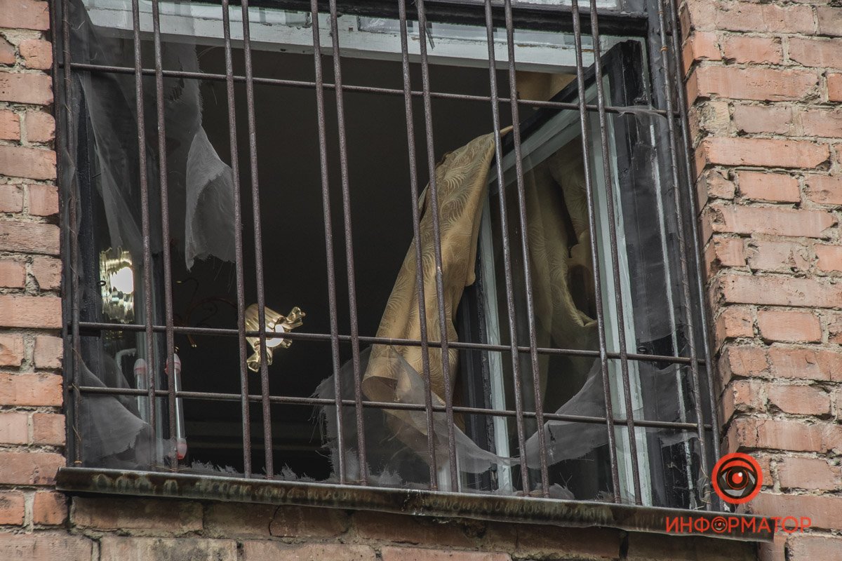 Розірвані гардини Розірвані гардини