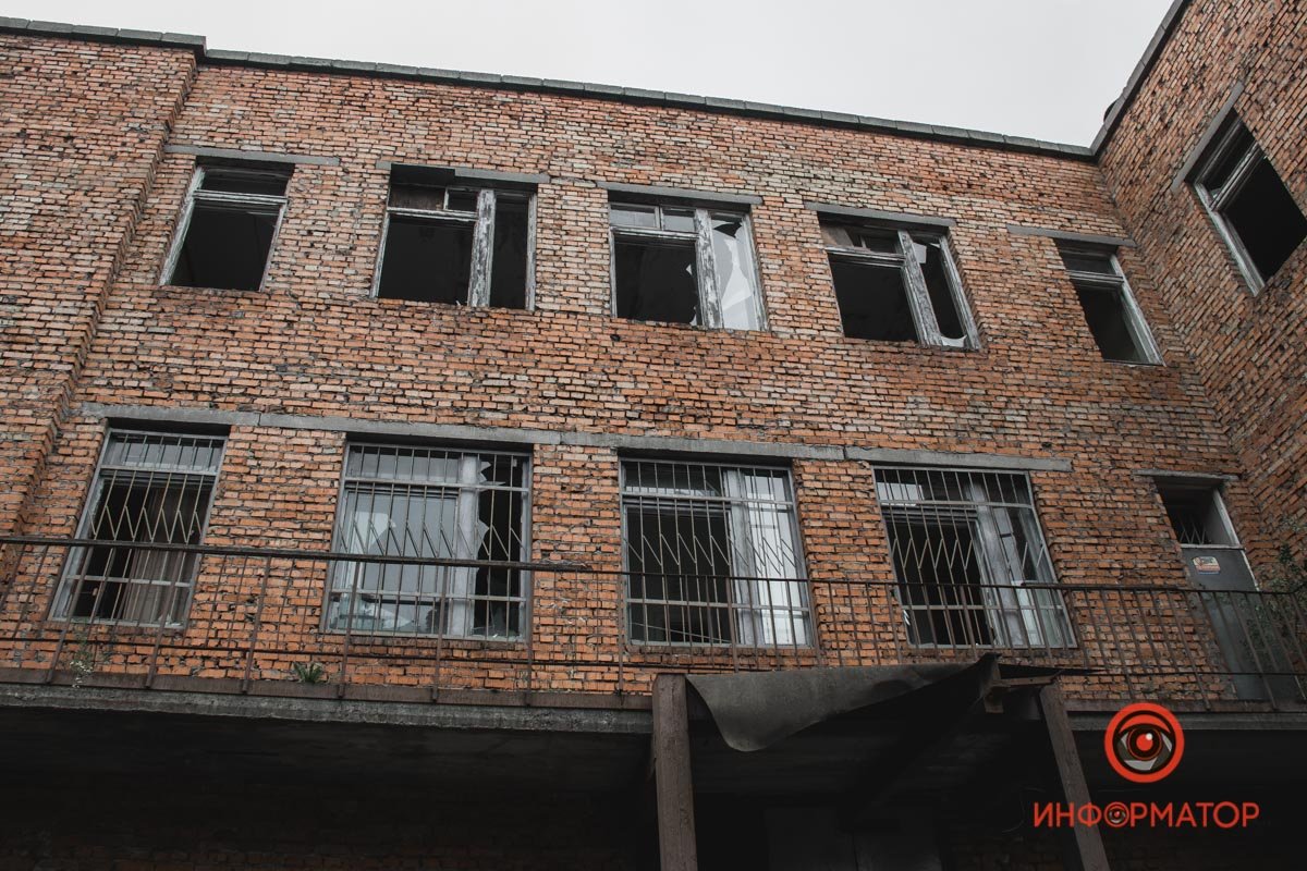 Майже немає вікон Майже немає вікон