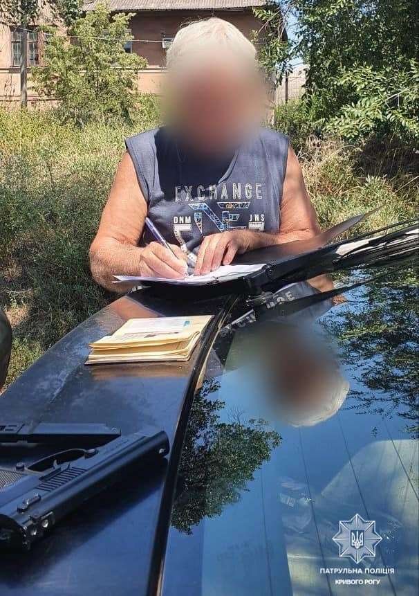 Прибувши на місце виклику по вулиці Мартіна Шимановського