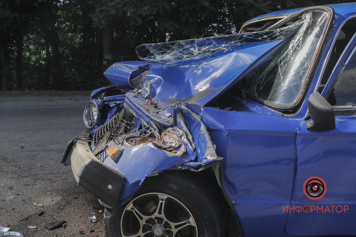 У понеділок, 18 липня, на вулиці Бориса Кротова трапилася аварія У понеділок, 18 липня, на вулиці Бориса Кротова трапилася аварія