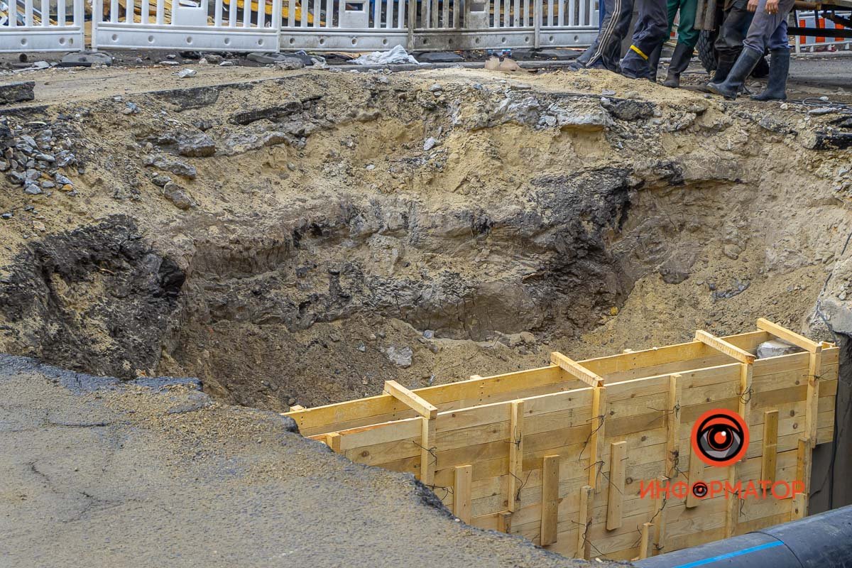 Замінюють 40-метрову ділянку водогону