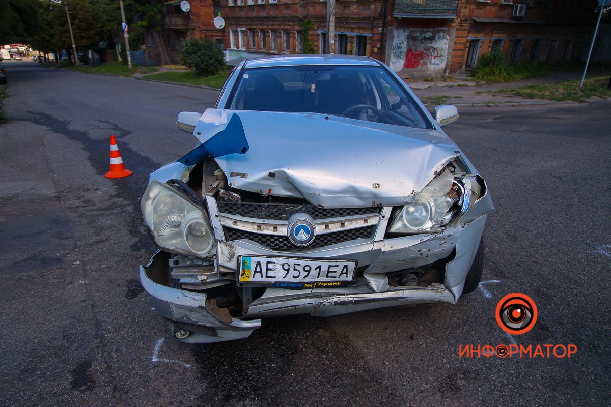 Дотримуйтесь ПДР