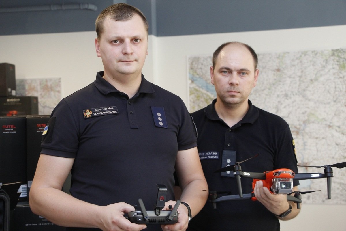 Дніпро продовжує надавати технічну допомогу українським військовим і ДСНС Дніпро продовжує надавати технічну допомогу українським військовим і ДСНС