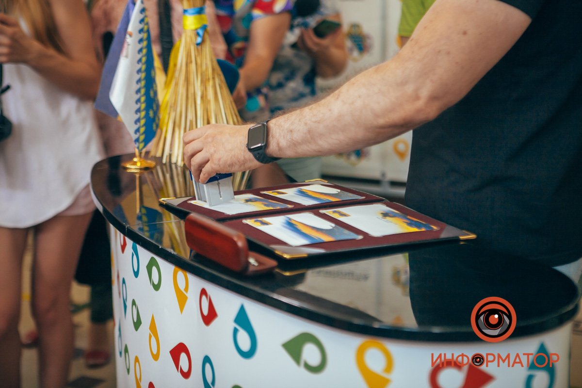 Тираж - 5 мільйонів екземплярів Тираж - 5 мільйонів екземплярів