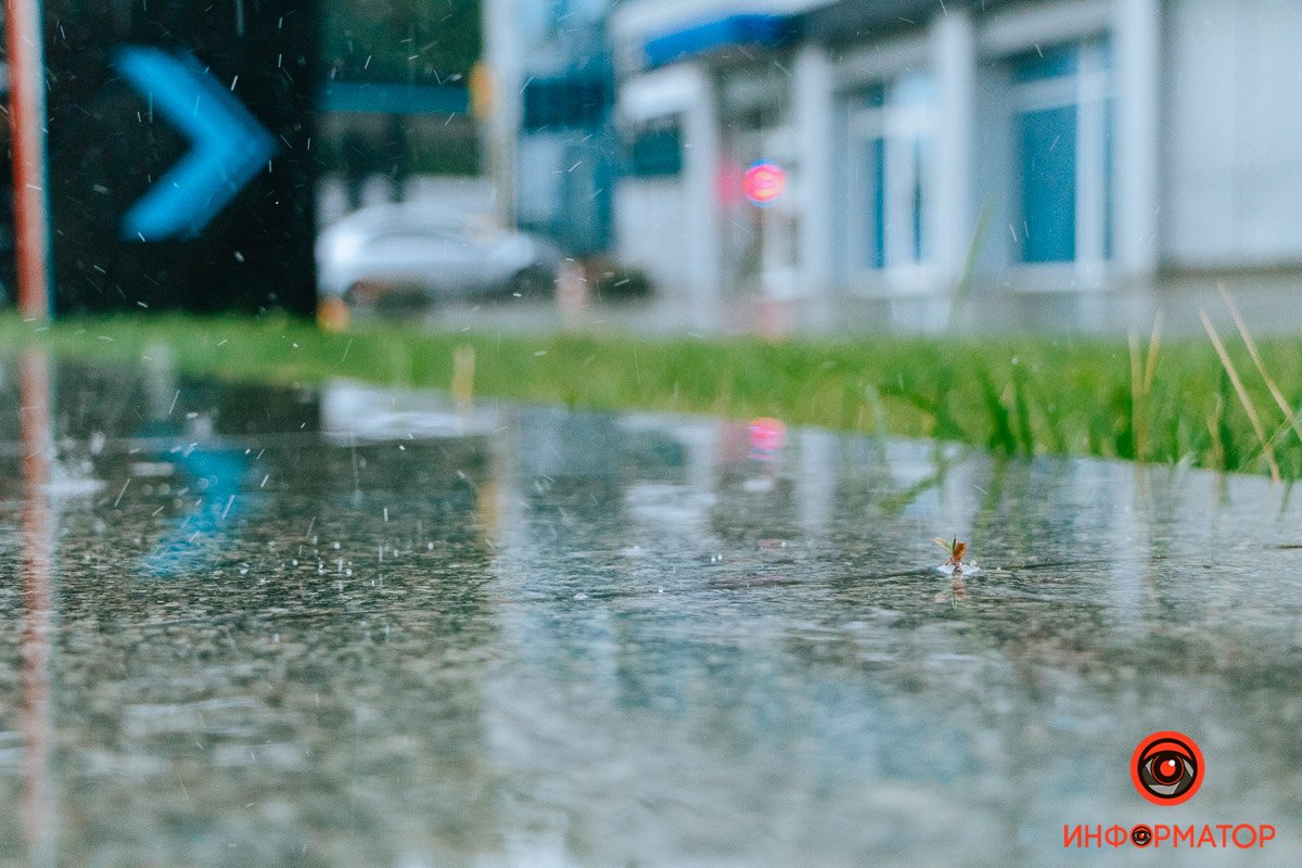 Каплі по парапету Каплі по парапету