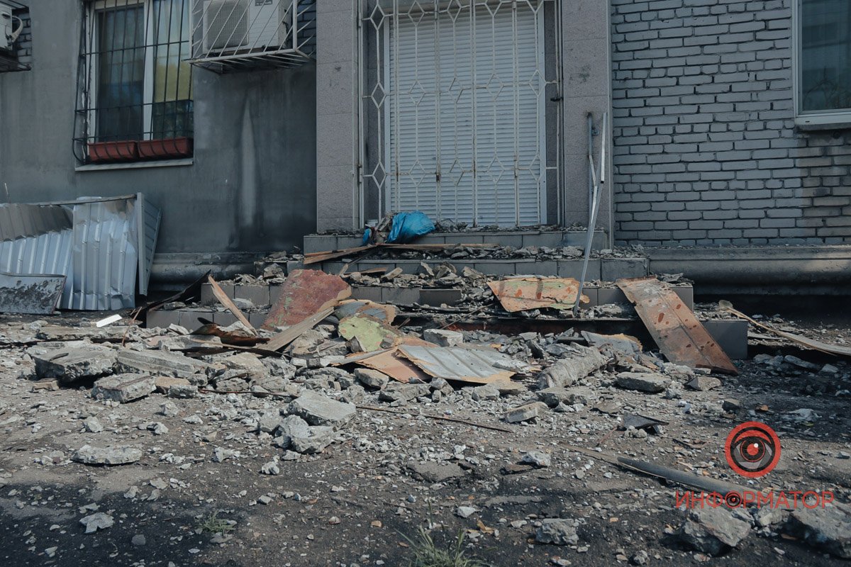 Згодом бетонні уламки приберуть Згодом бетонні уламки приберуть