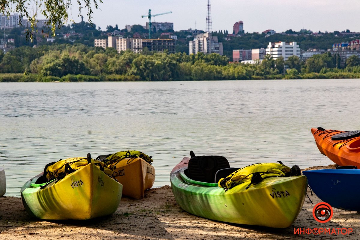 Різнобарвні плавзасоби