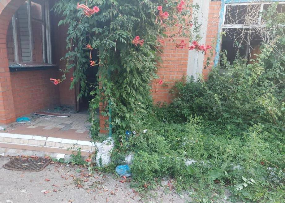 Пошкоджені будинки Пошкоджені будинки