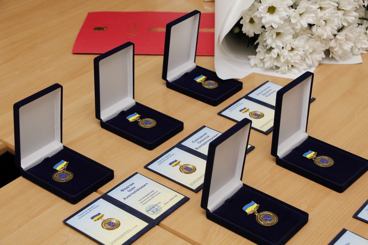 Вдячність від усіх дніпрян: Філатов нагородив військових Повітряного командування «Схід» 1