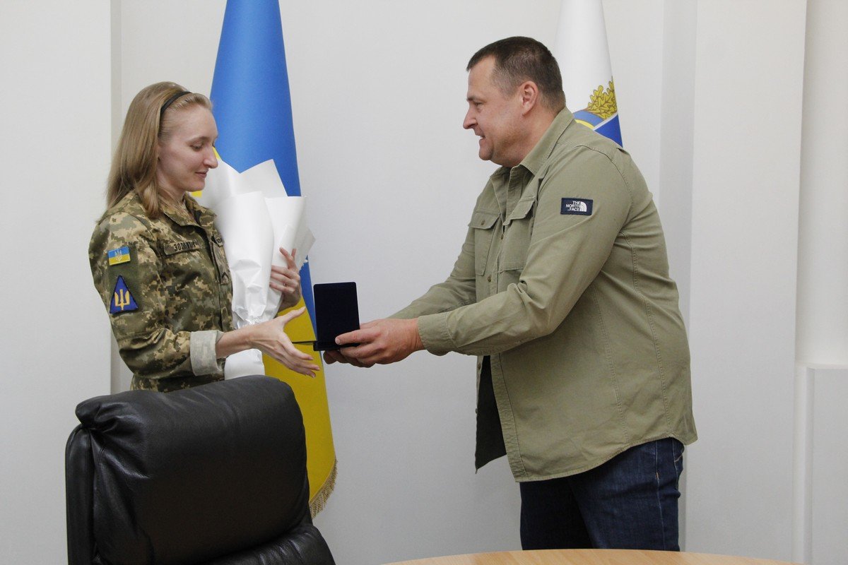 Вдячність від усіх дніпрян: Філатов нагородив військових Повітряного командування «Схід» 8