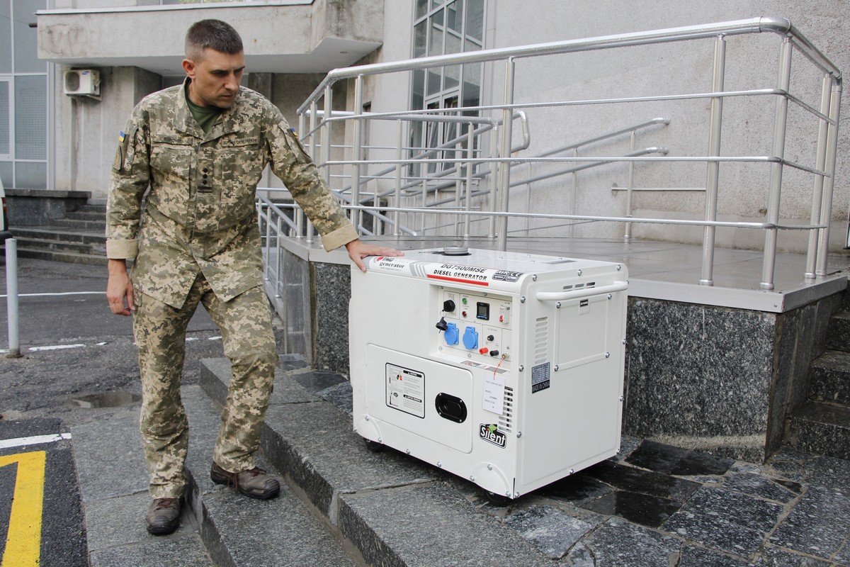 Вдячність від усіх дніпрян: Філатов нагородив військових Повітряного командування «Схід» 12