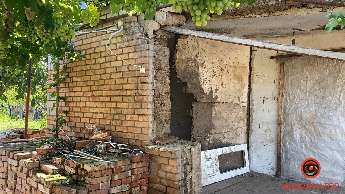 У Вищетарасівці пошкоджена літня кухня У Вищетарасівці пошкоджена літня кухня