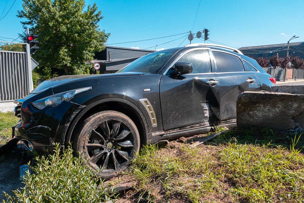 Чоловік не впорався з керуванням