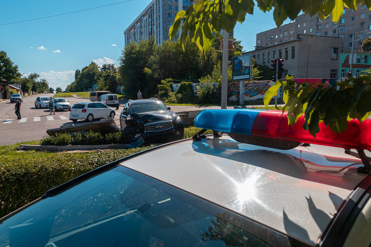 Дотримуйтесь ПДР