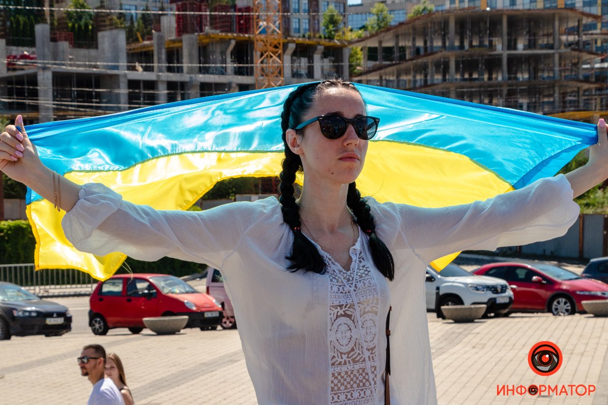 Україна незламна