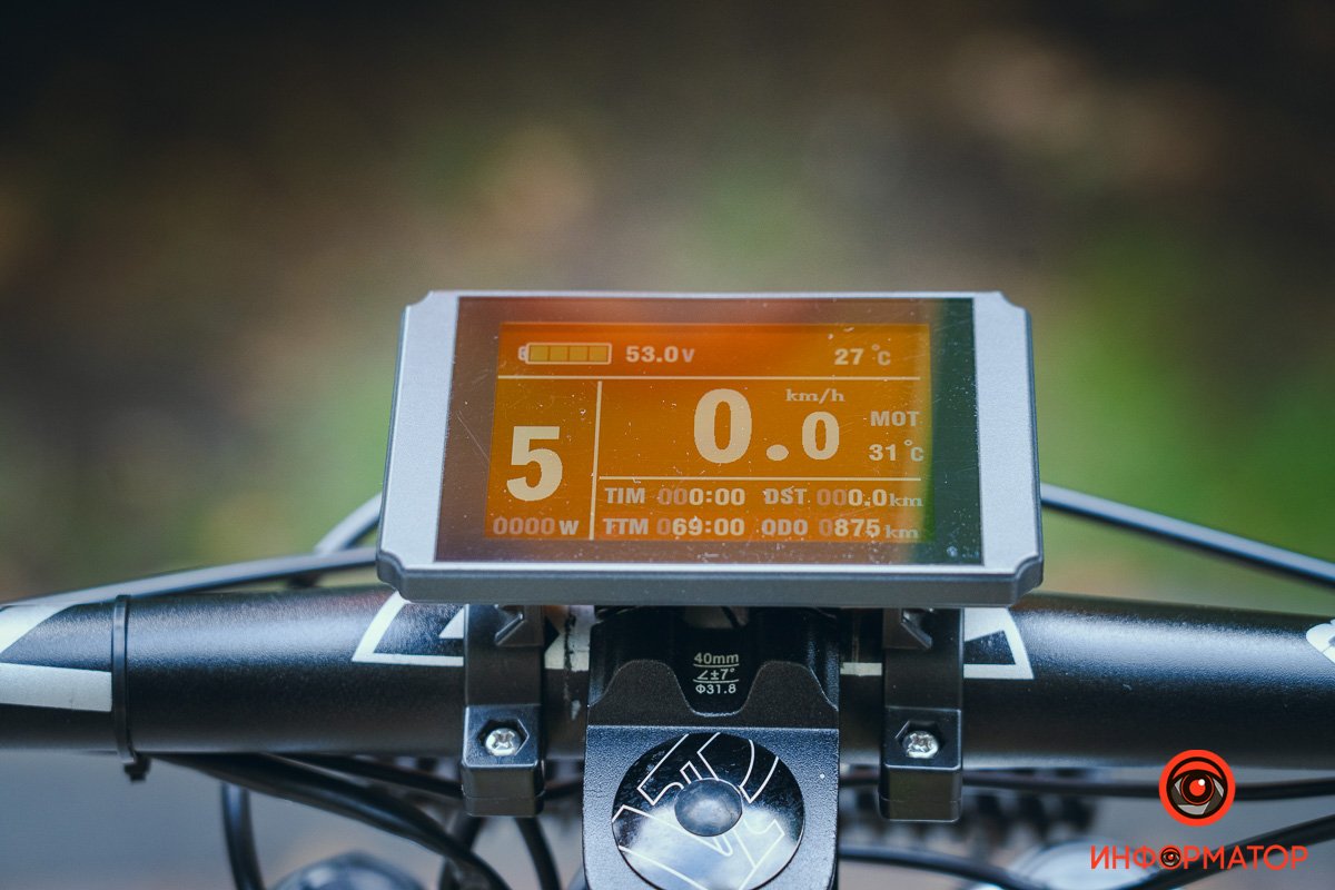 Заряджаються електровелосипеди від мережі