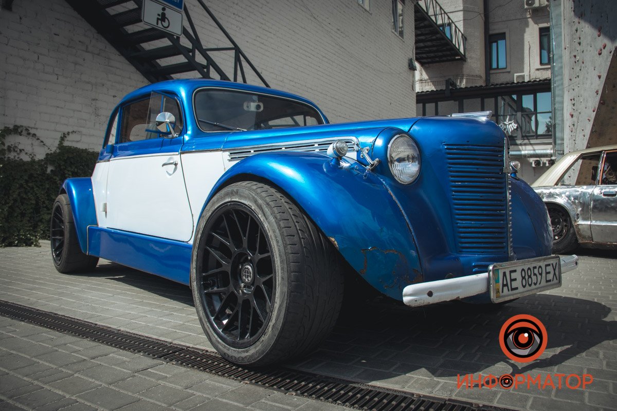 Крізь роки Крізь роки